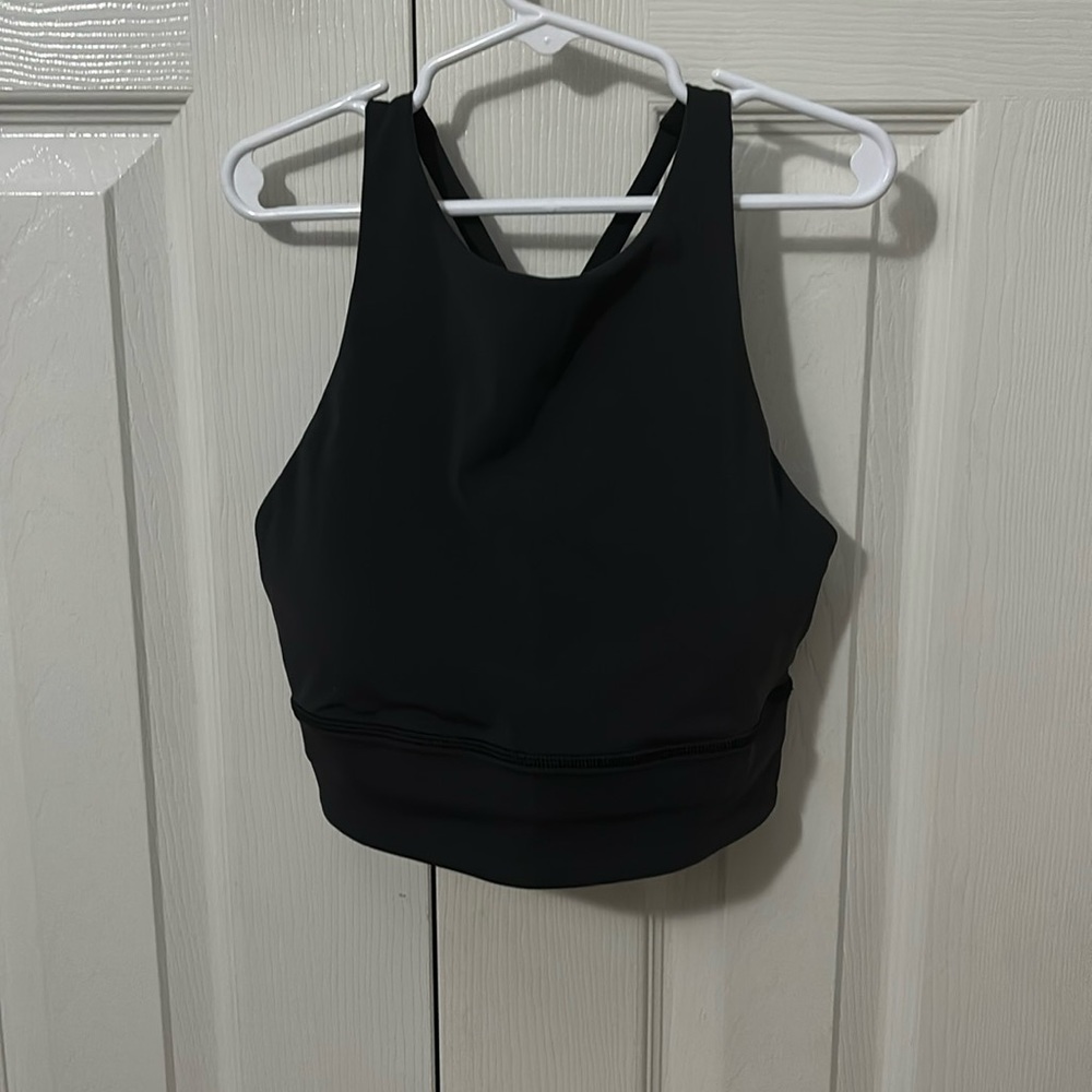Black lululemon sports bra